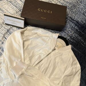 EUC The white jacket you need…​